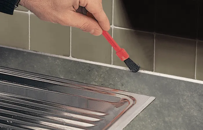 Step 3: Applying silicone remover